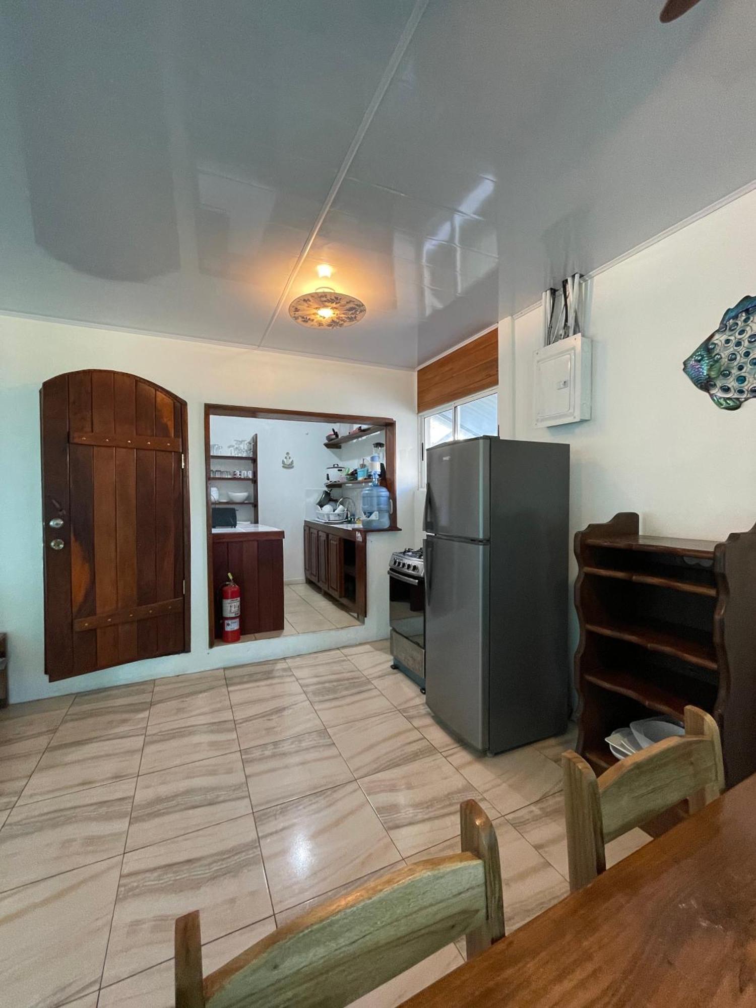 Casa Blanca Beachfront House With Shared Pool Access Pangea Lodge Manzanillo  Bagian luar foto